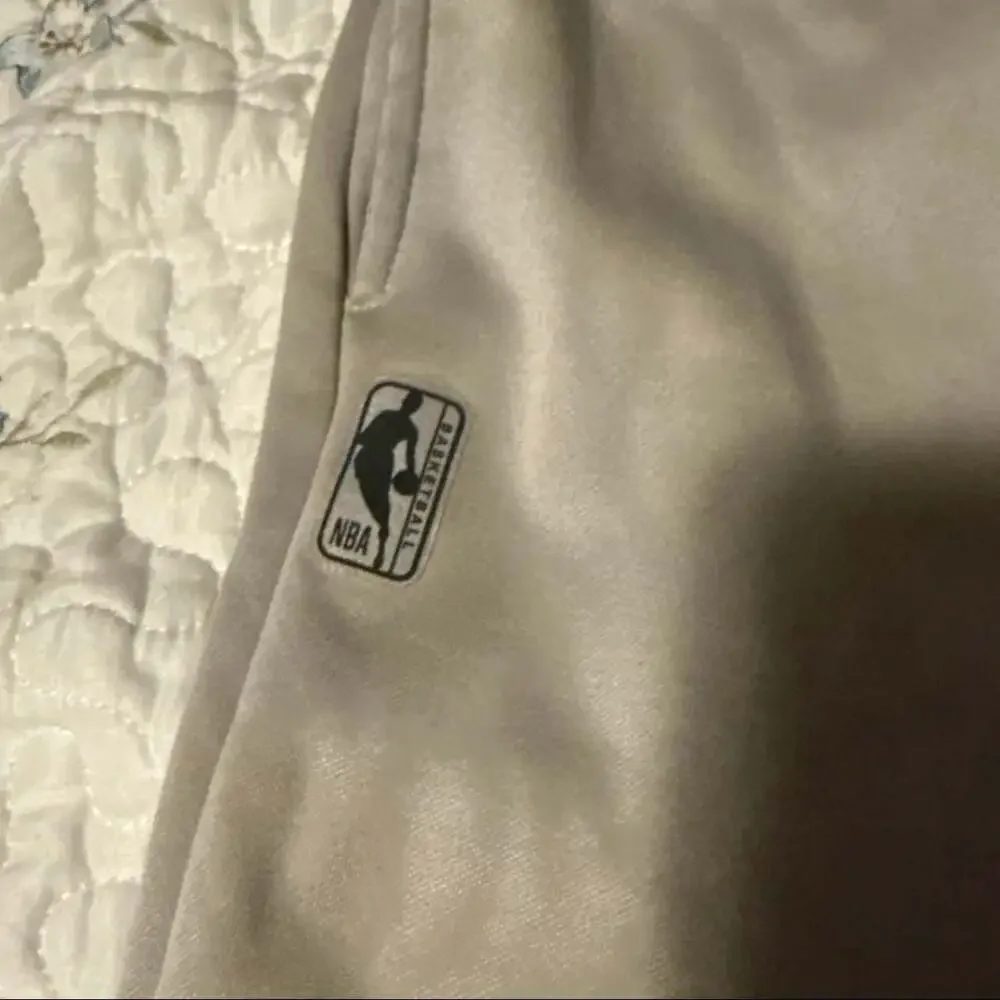 NBA Youth Jogger Sweatpants Light Brown Embroidered Logo Size 18-20